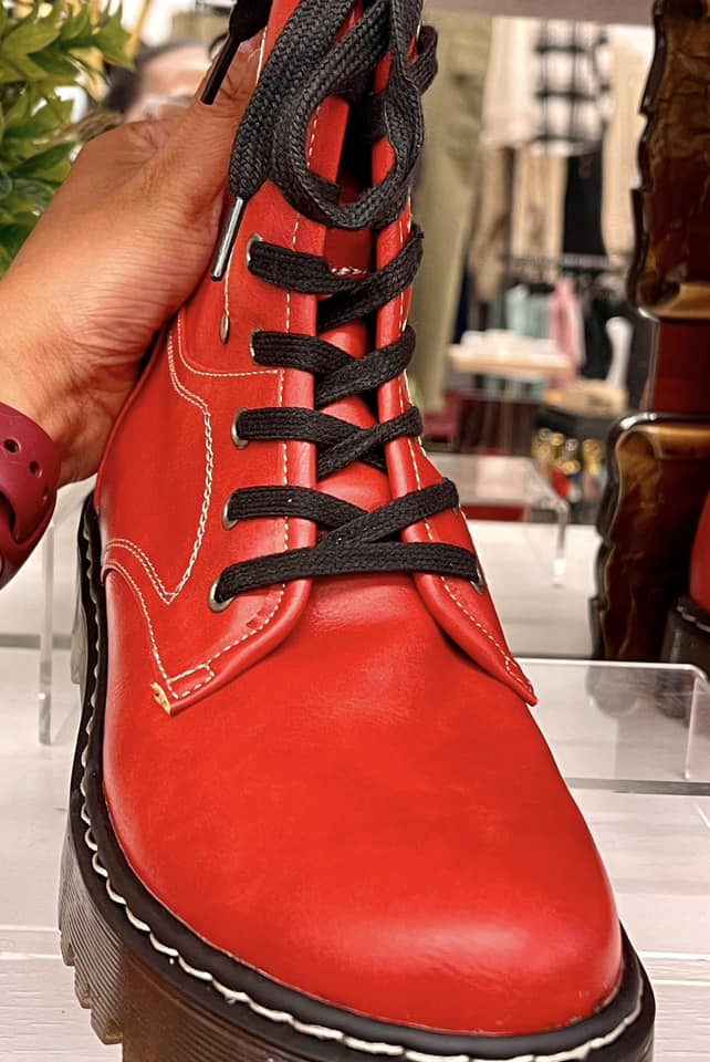 JJ Vegan Boots in Red